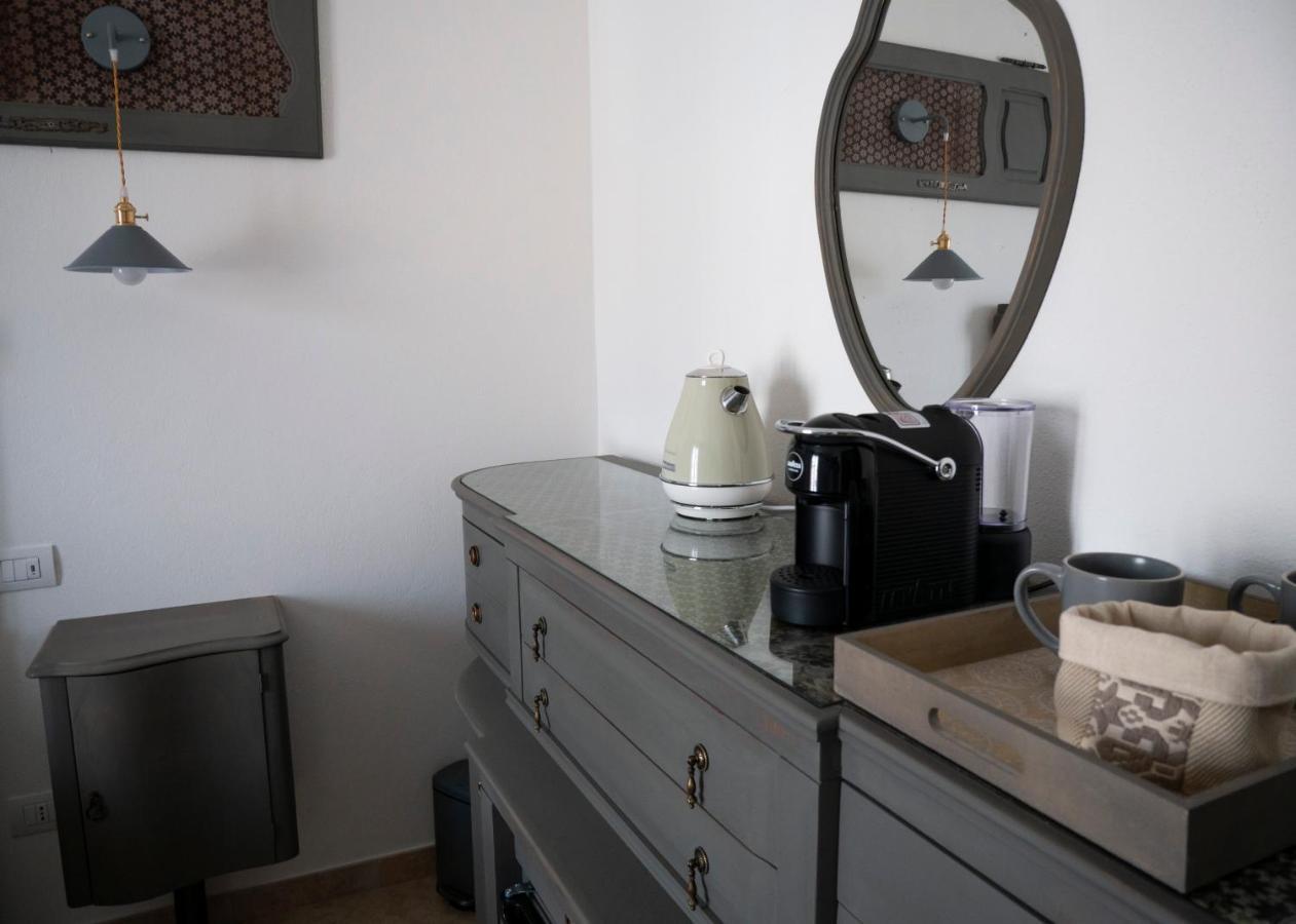 Hotel Domo Anna à Villasimius Extérieur photo