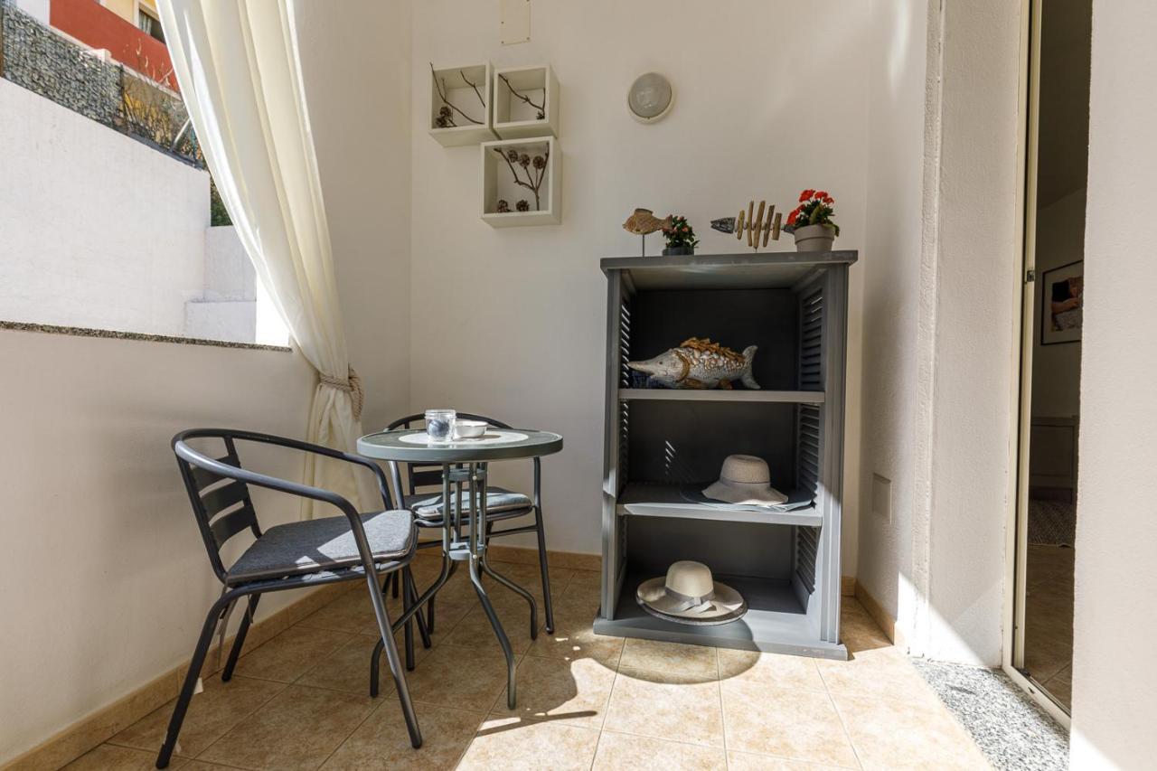 Hotel Domo Anna à Villasimius Extérieur photo